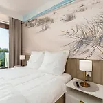 Lägenhet Delux Kasprowicza 20c Prywatny Parking Basen Sauna Oraz Silownia W Cenie Kołobrzeg