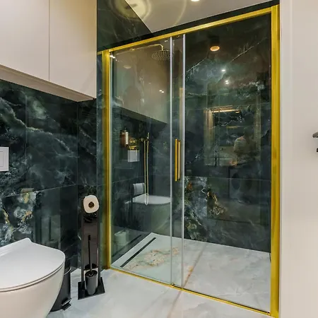 Delux Kasprowicza 20c Prywatny Parking Basen Sauna Oraz Silownia W Cenie Kolobrzeg