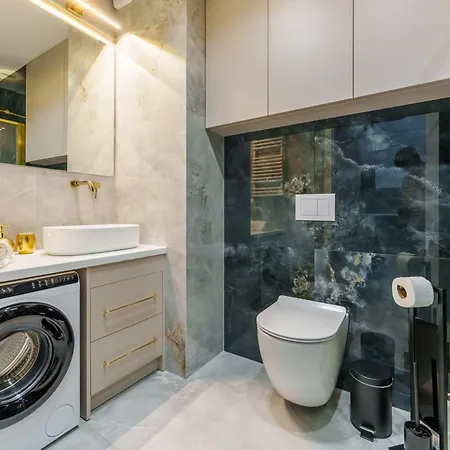 Delux Kasprowicza 20c Prywatny Parking Basen Sauna Oraz Silownia W Cenie Apartment