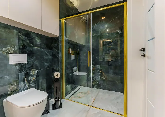 Delux Kasprowicza 20c Prywatny Parking Basen Sauna Oraz Silownia W Cenie Kolobrzeg